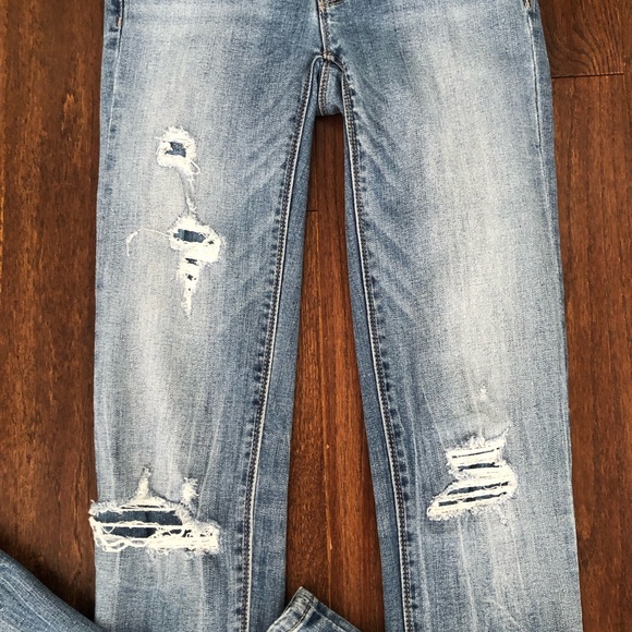 White House Black Market Distressed Jeans - Picture 2 of 8